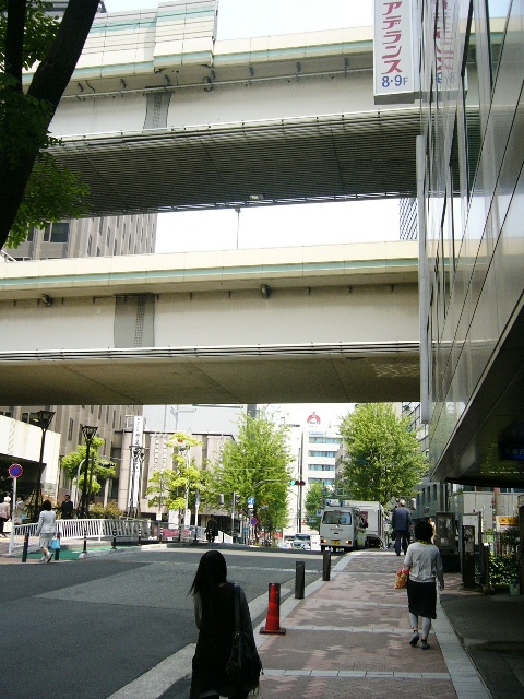 ⑥
